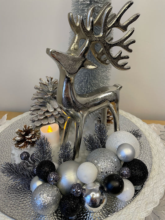 Centre de table " Au pays du cerf d'argent"