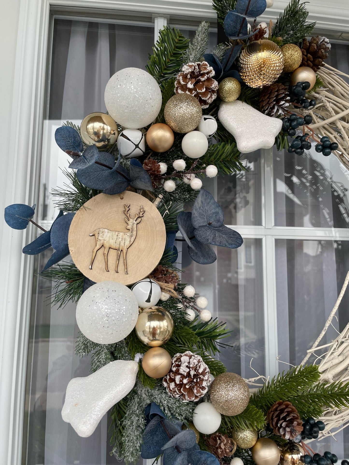 Christmas wreath "The Forest and its Deer"