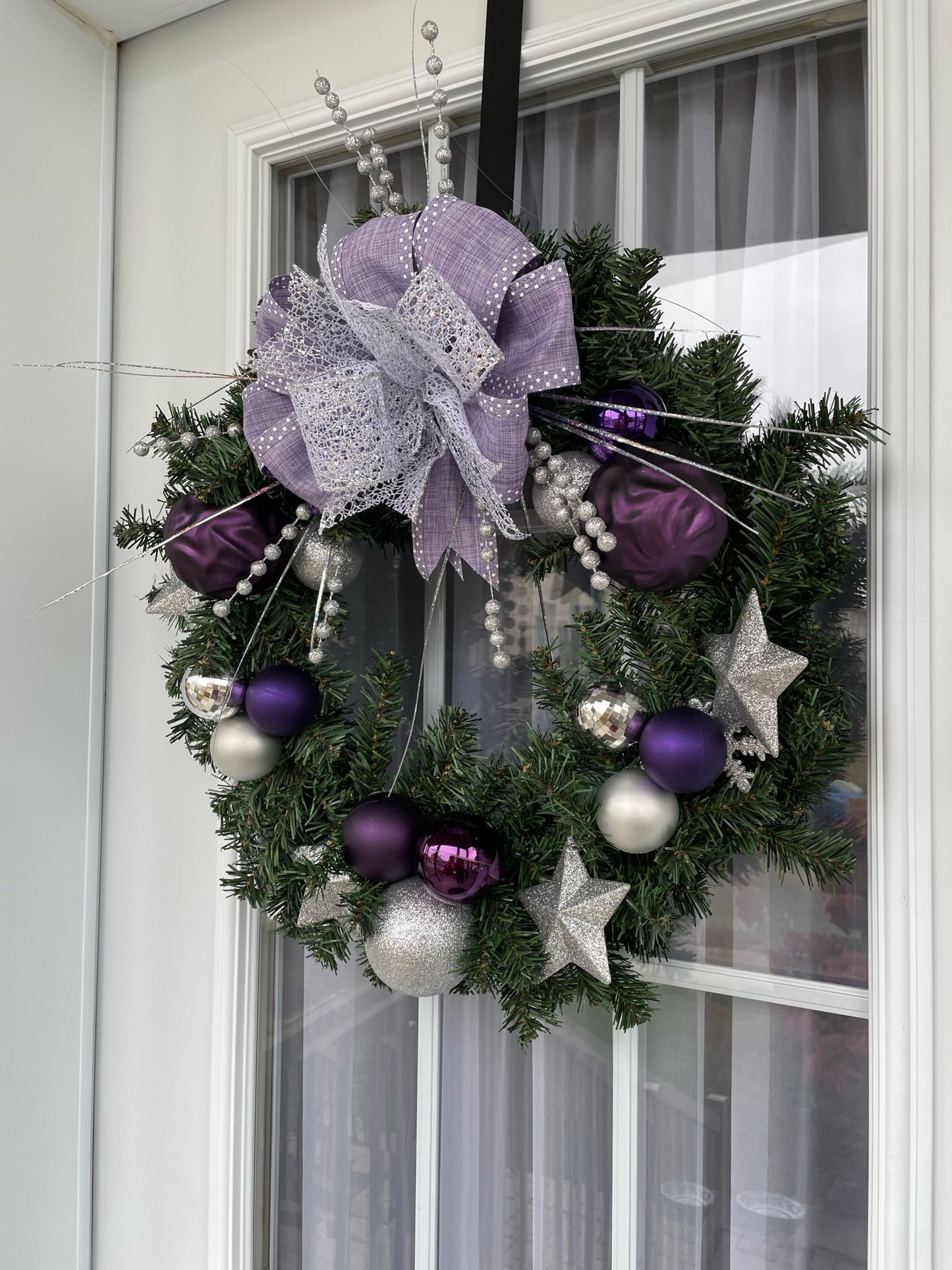 Christmas wreath "The elegant"