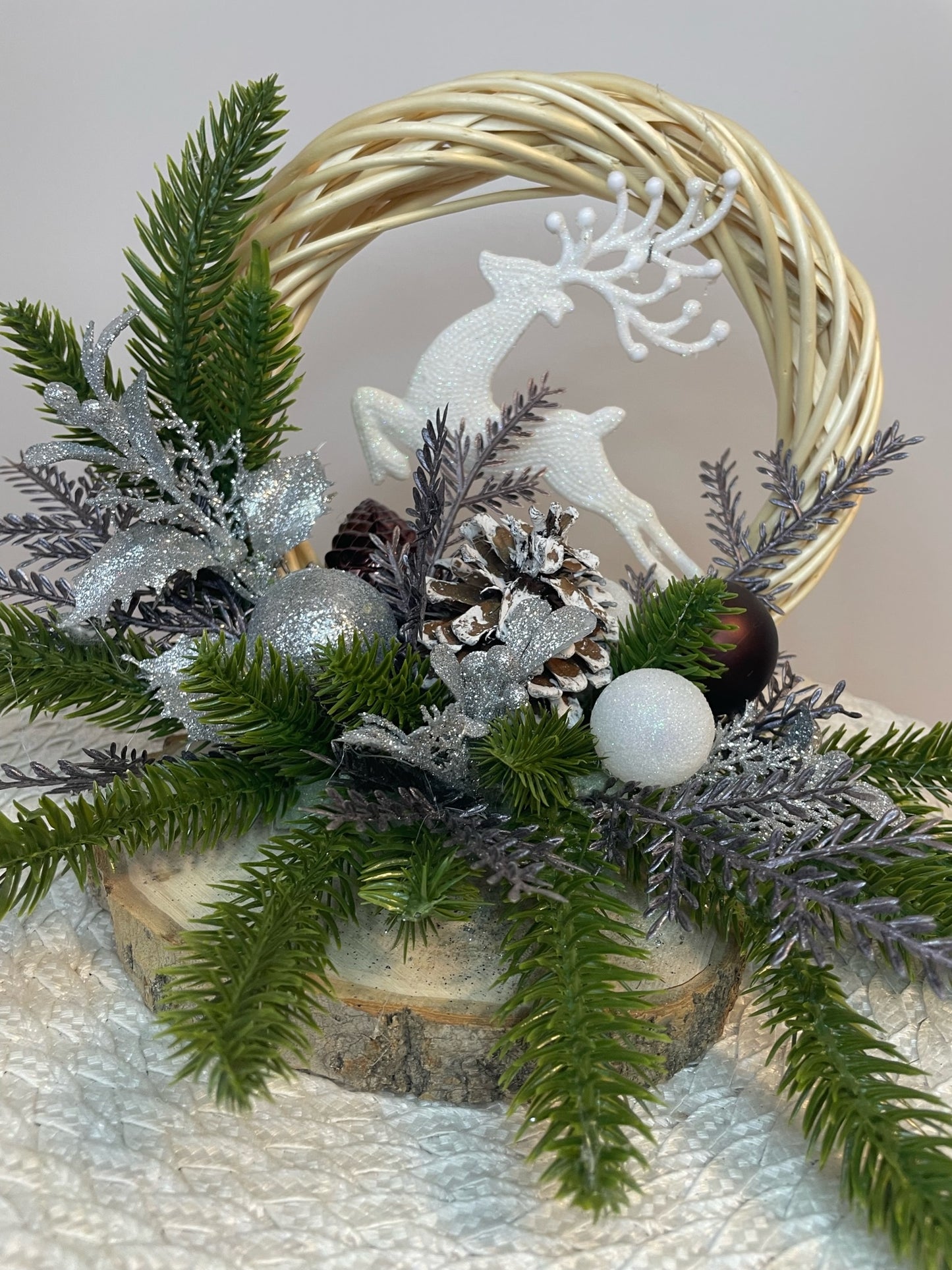 Centre de table " Le Cerf dans le bois "