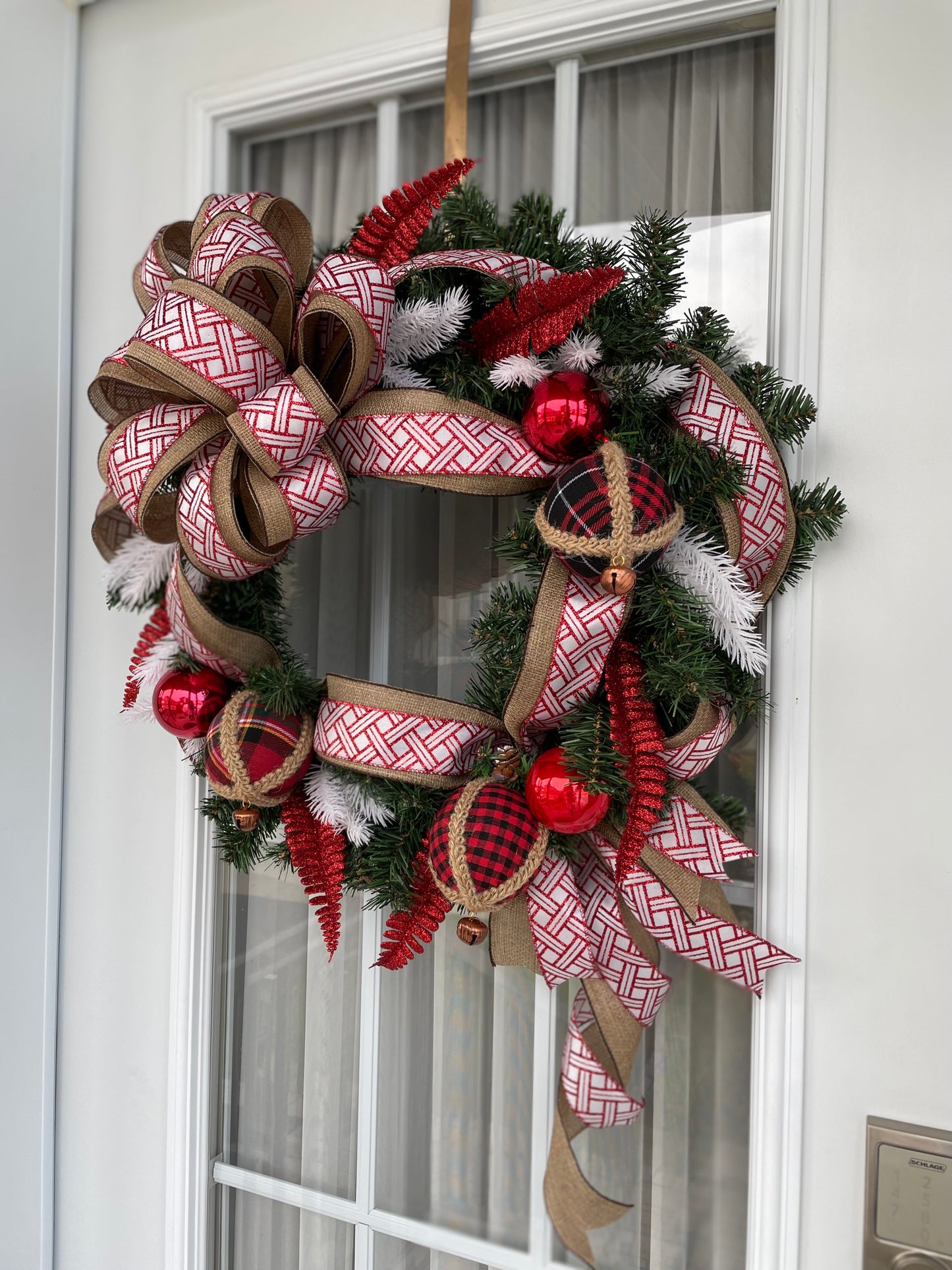 Couronnes de NOËL boules et clochettes