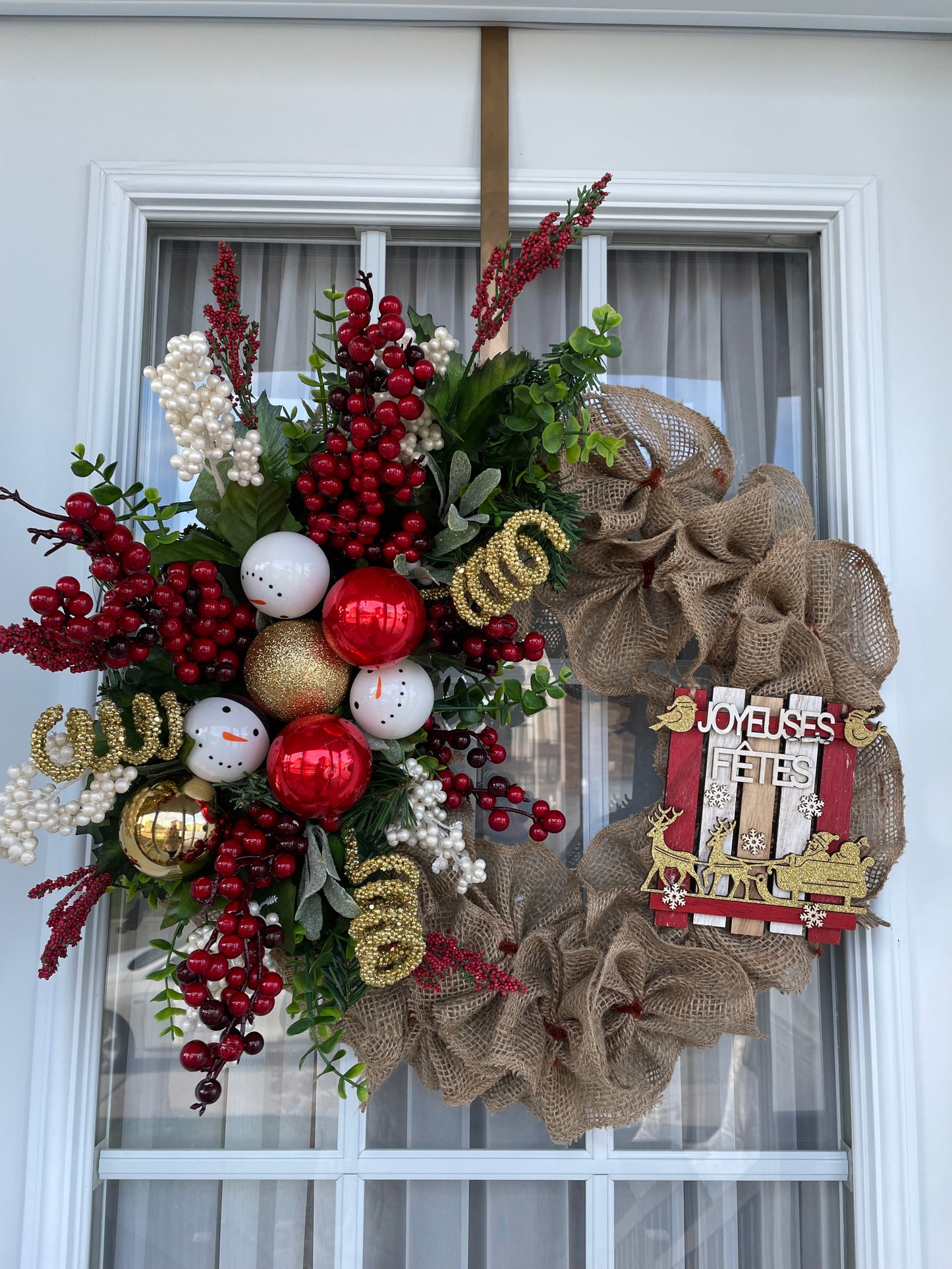 Couronne de Noel avec Jute & traineaux