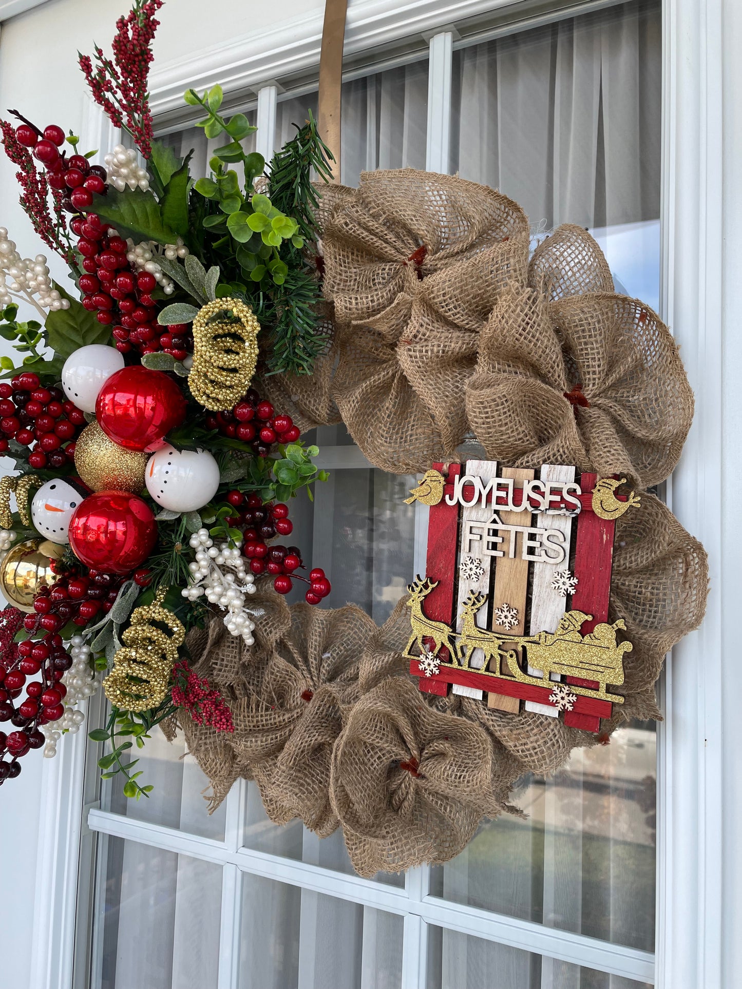 Couronne de Noel avec Jute & traineaux