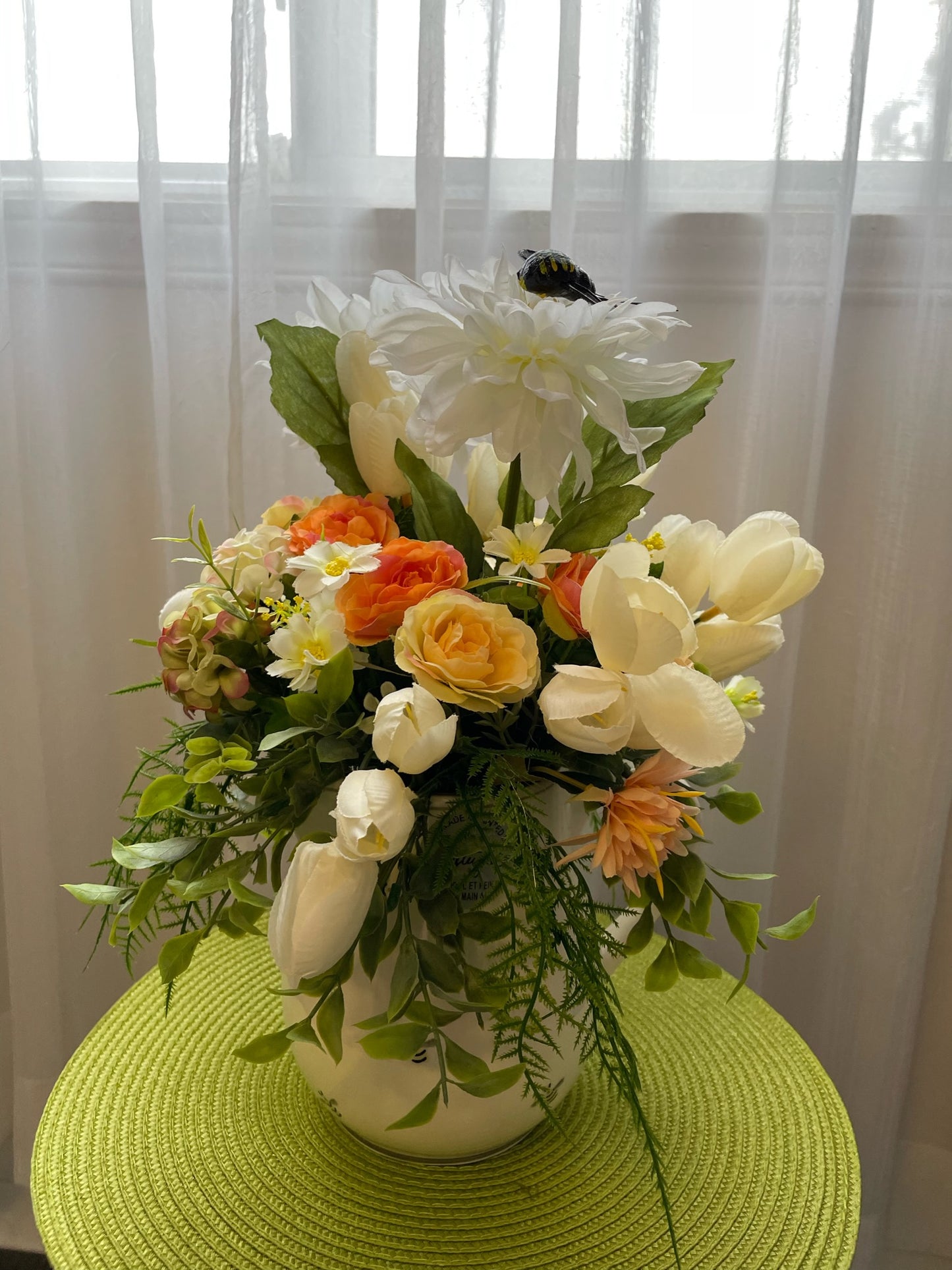 Vase de fleurs " Les Abeilles "