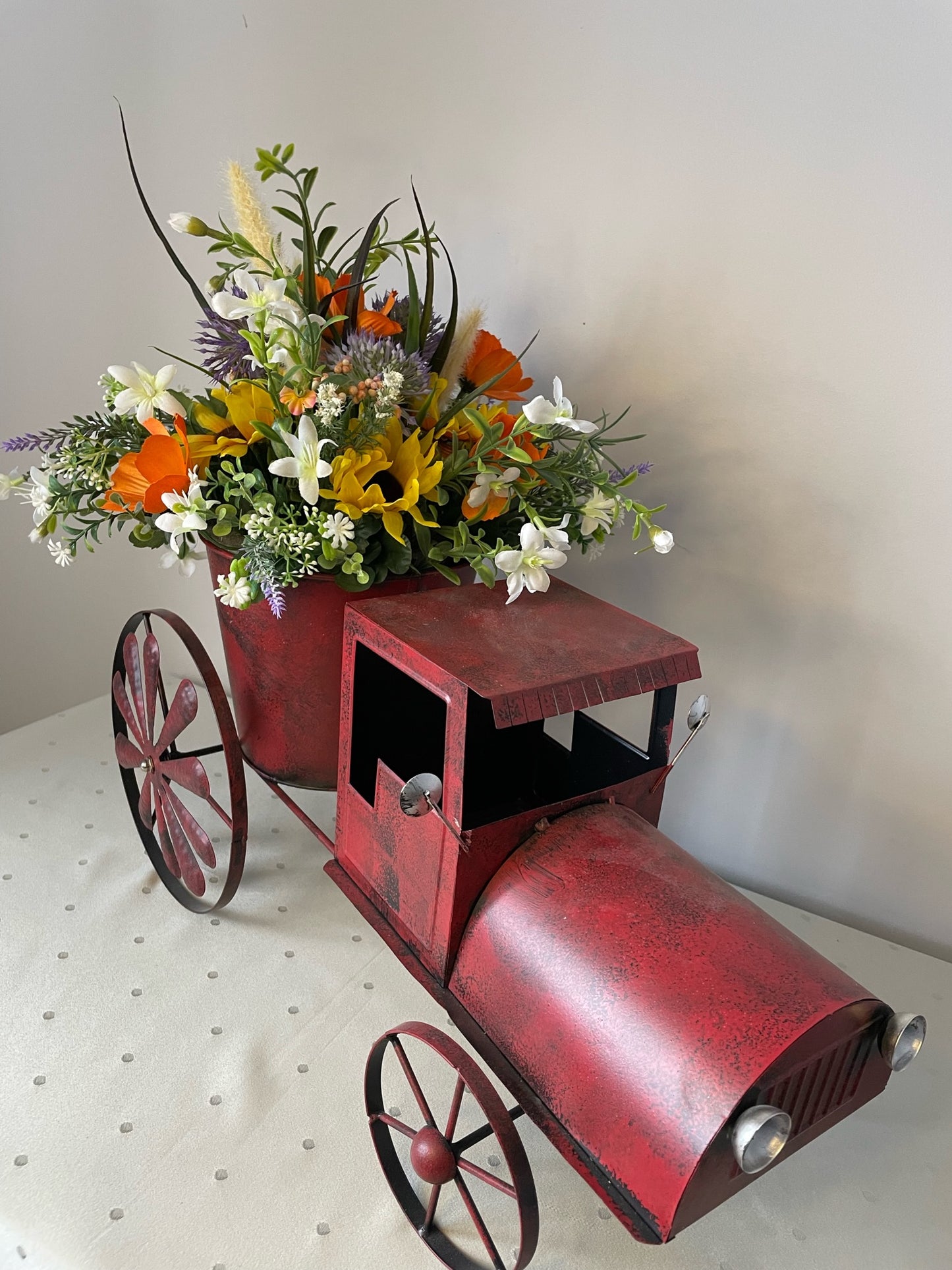 Centre de table " Auto Rouge"