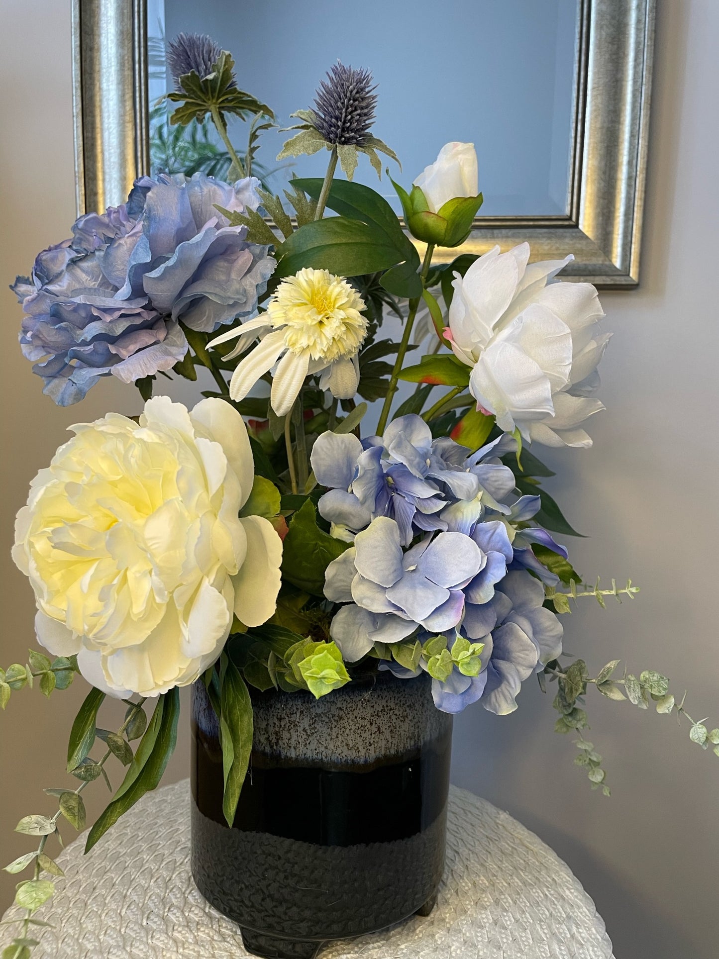 Vase de fleurs " La Pivoine bleue  "