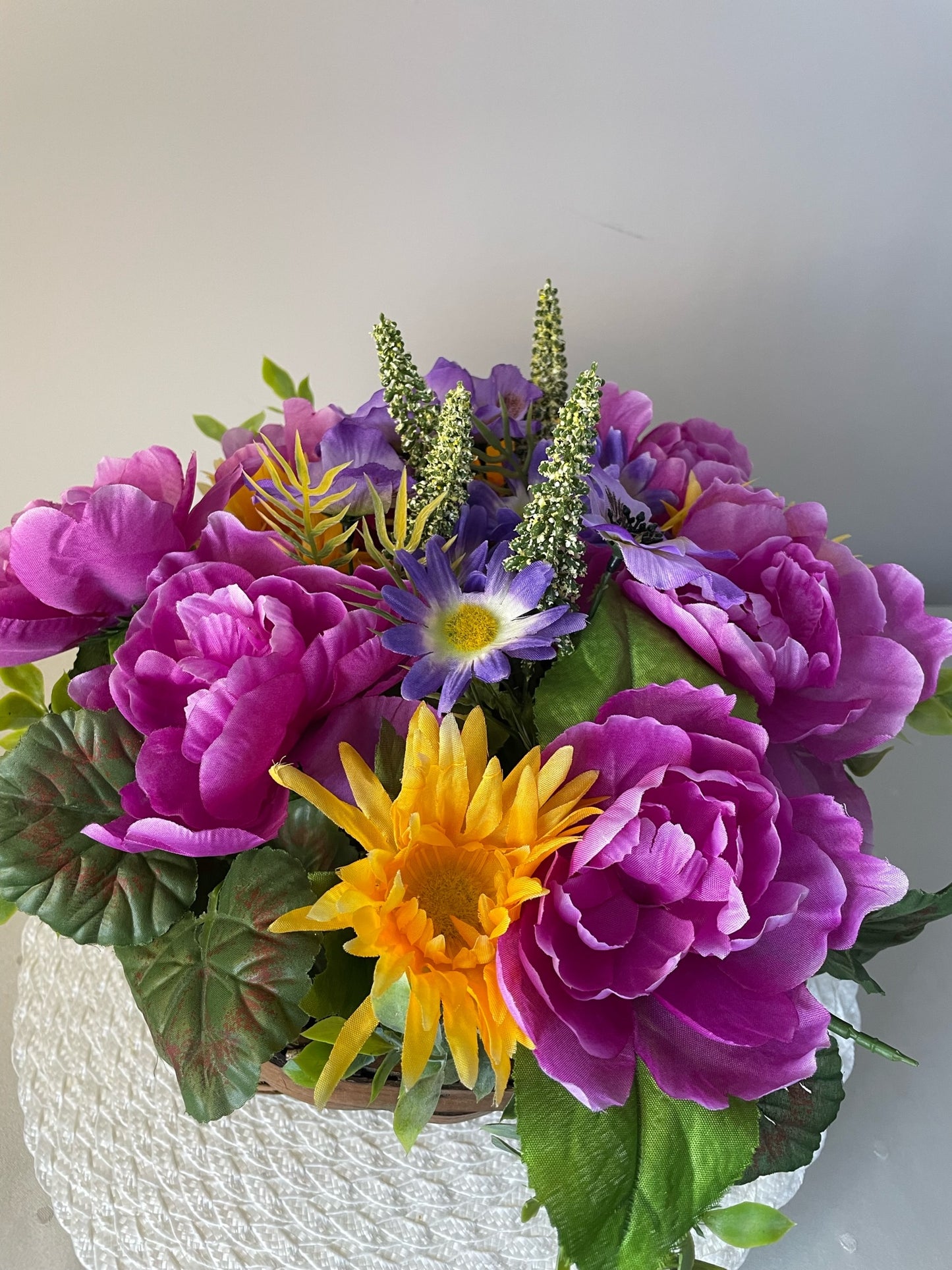 Panier de fleurs " Éclat du printemps "