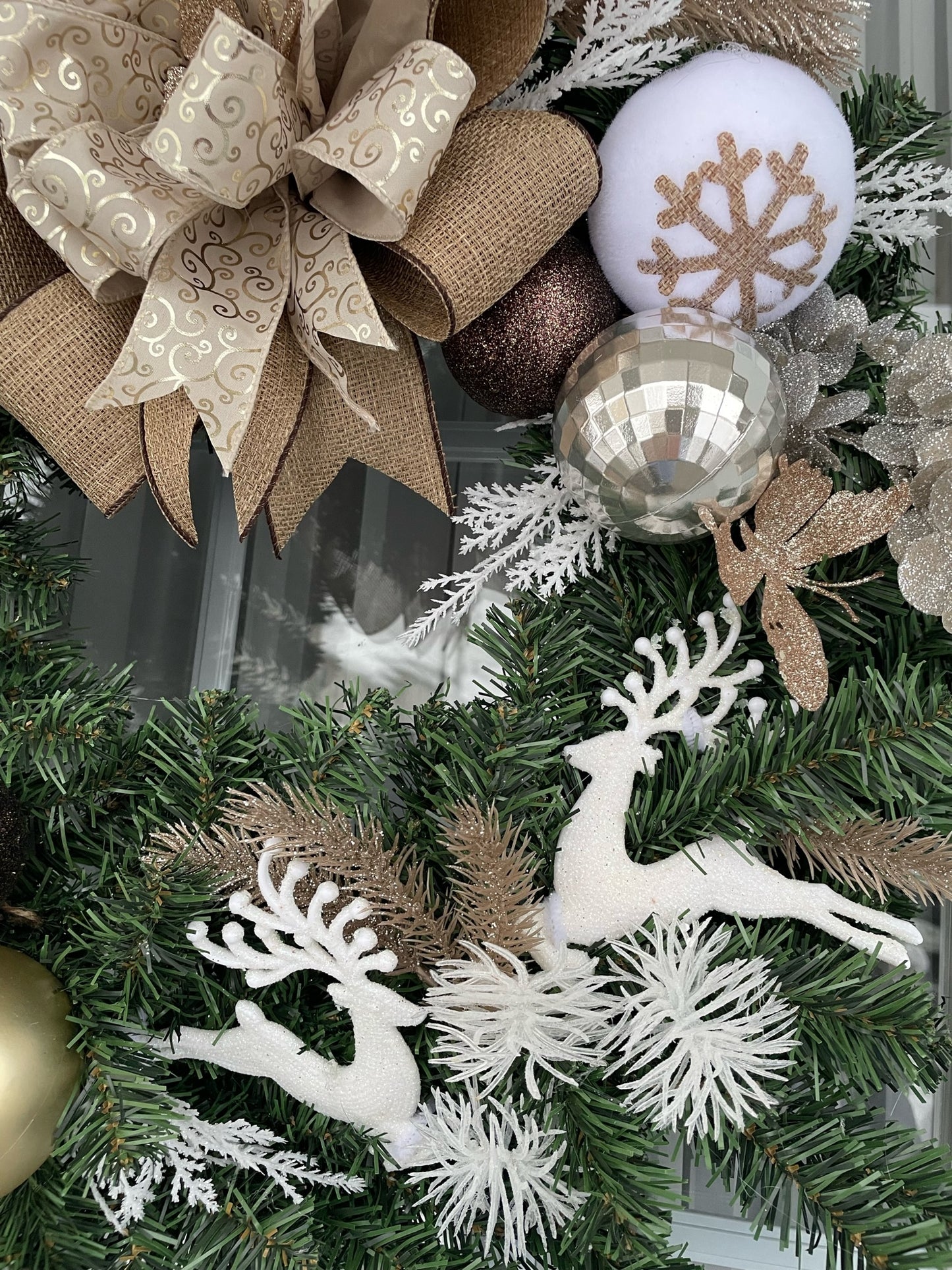 Couronne de Noël  " Les 2 cerfs dans la neige "