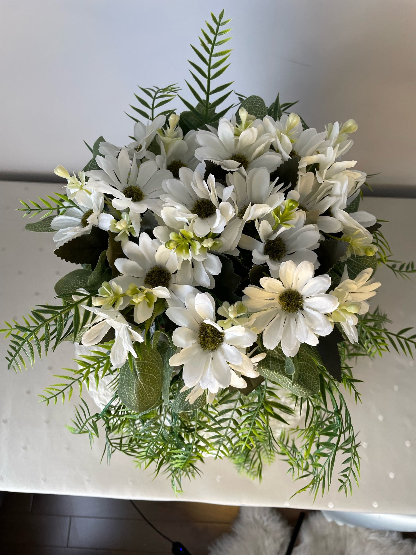 Vase of flowers "The 3 roses"