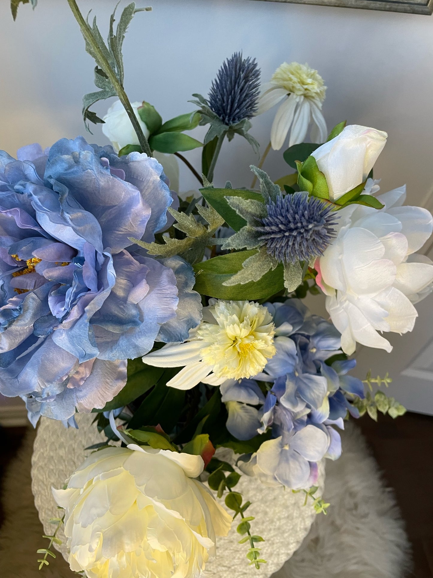 Vase de fleurs " La Pivoine bleue  "