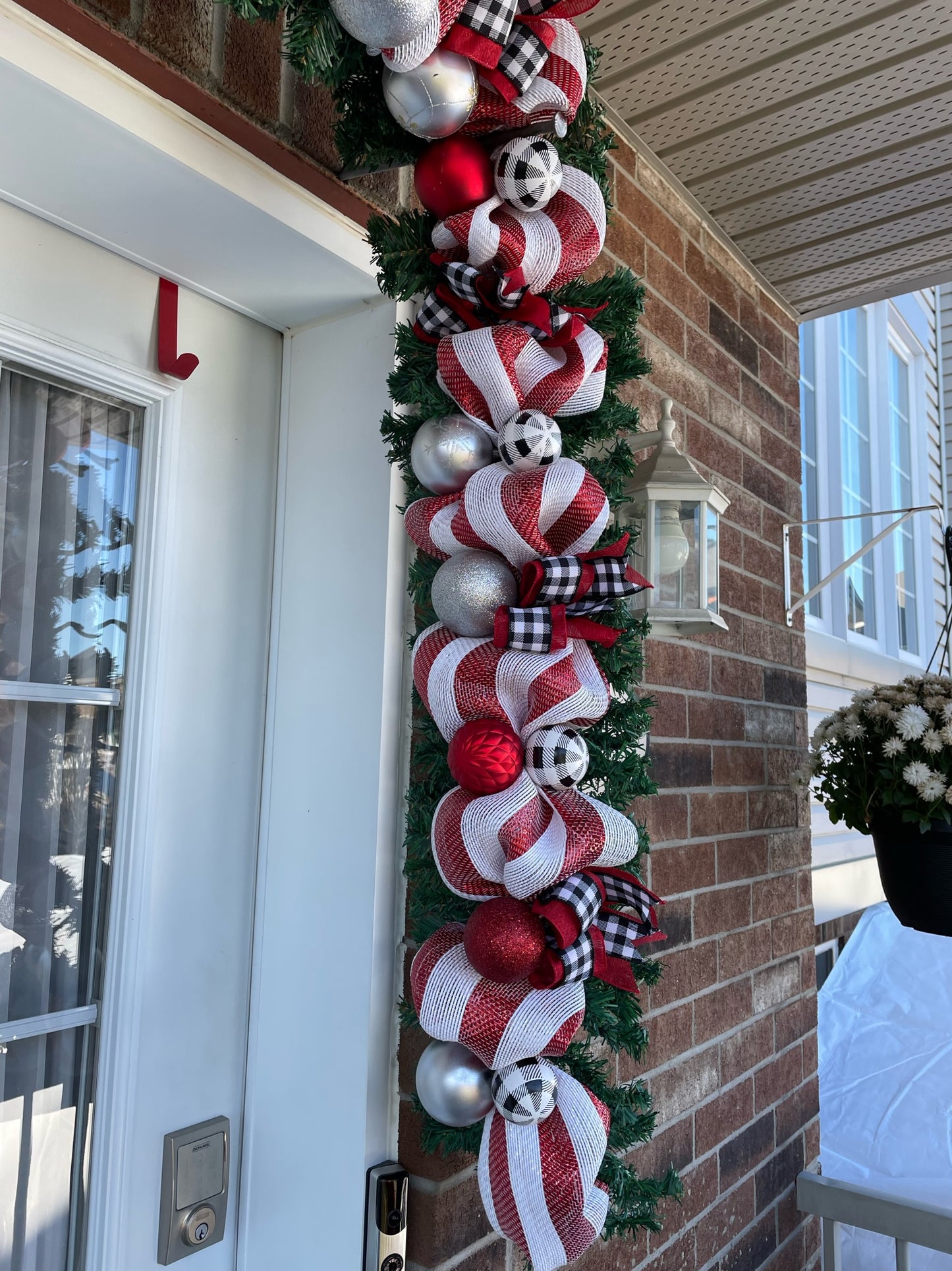 Christmas Wreath *** Christmas Madness