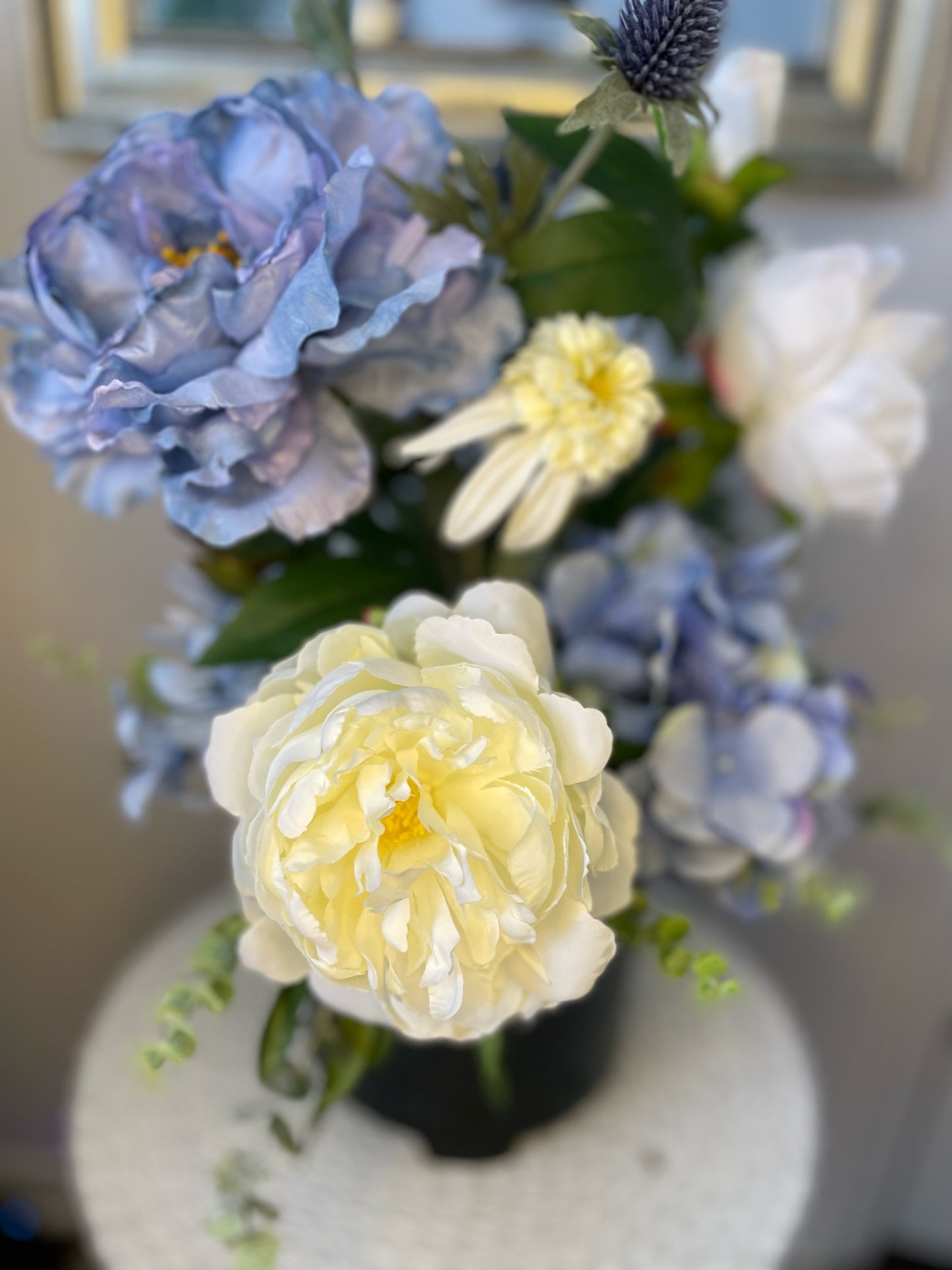 Vase de fleurs " La Pivoine bleue  "