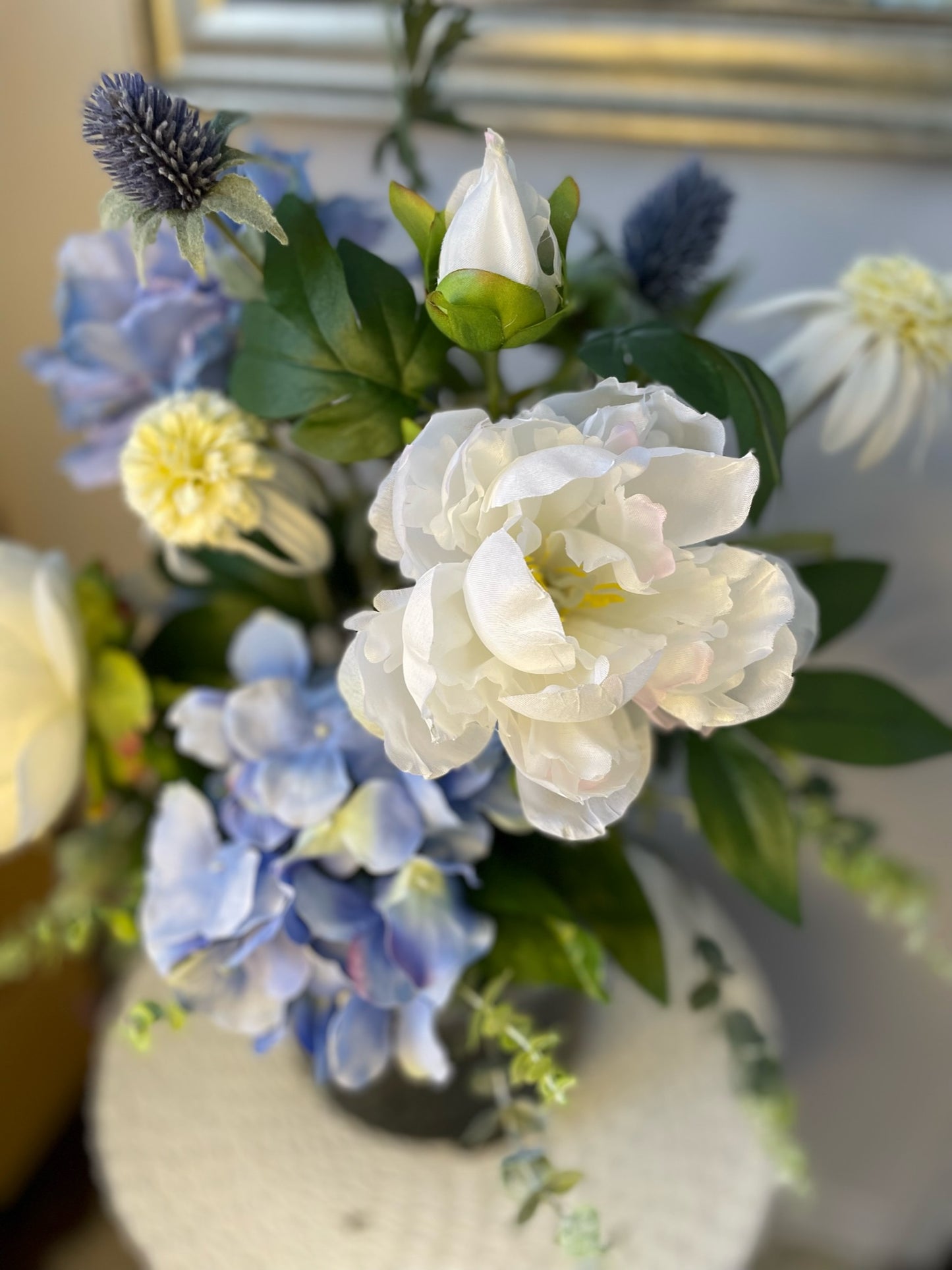 Vase de fleurs " La Pivoine bleue  "