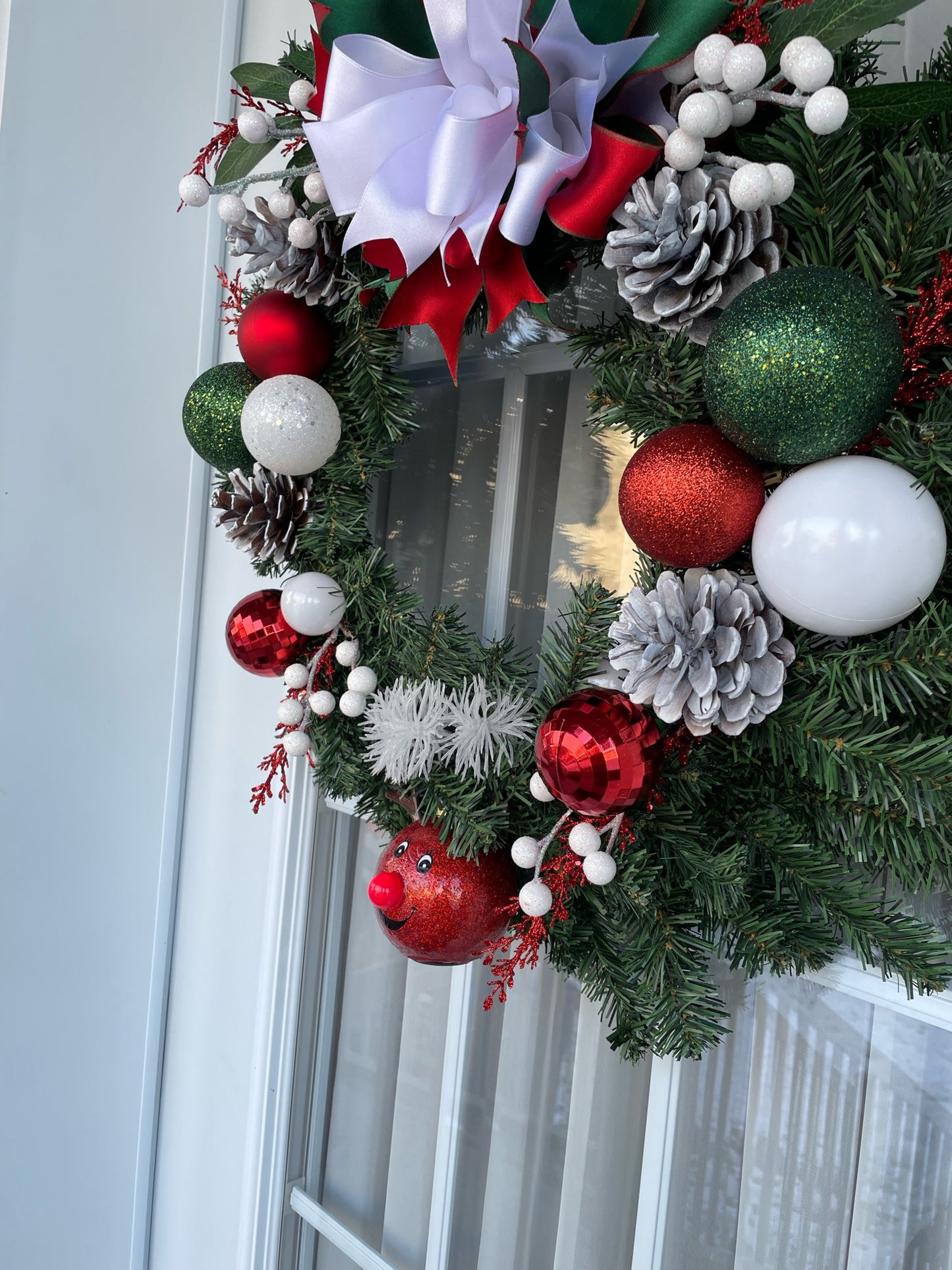 Couronne de Noël " Le Reine au nez rouge "
