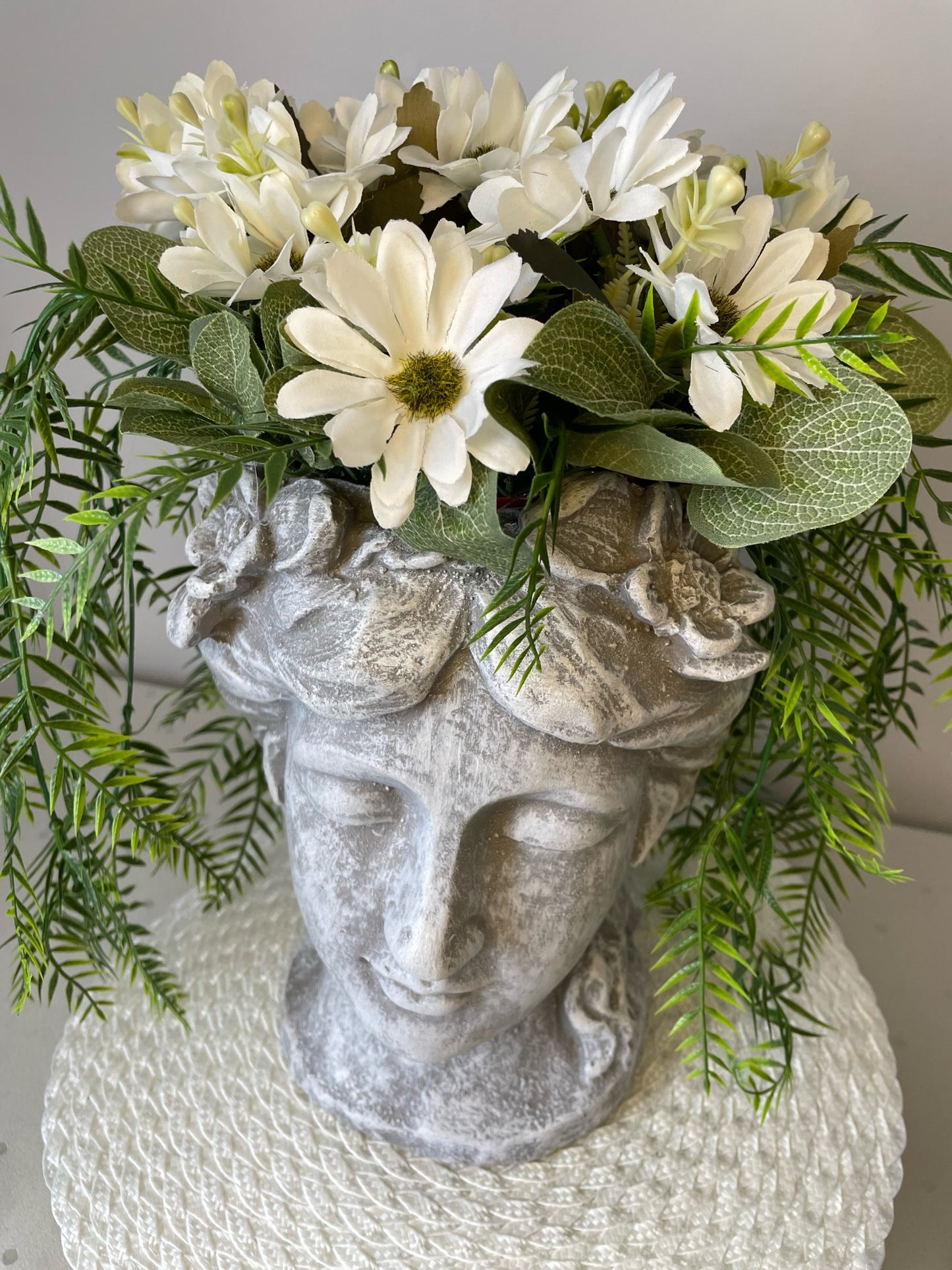 Vase of flowers "The 3 roses"