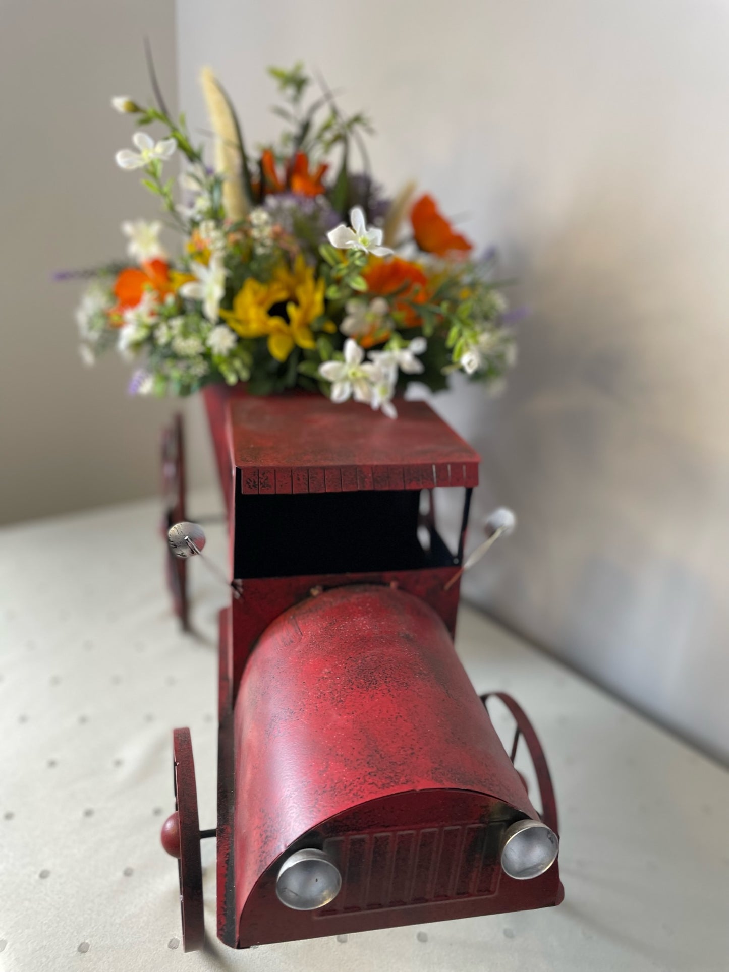 Centre de table " Auto Rouge"