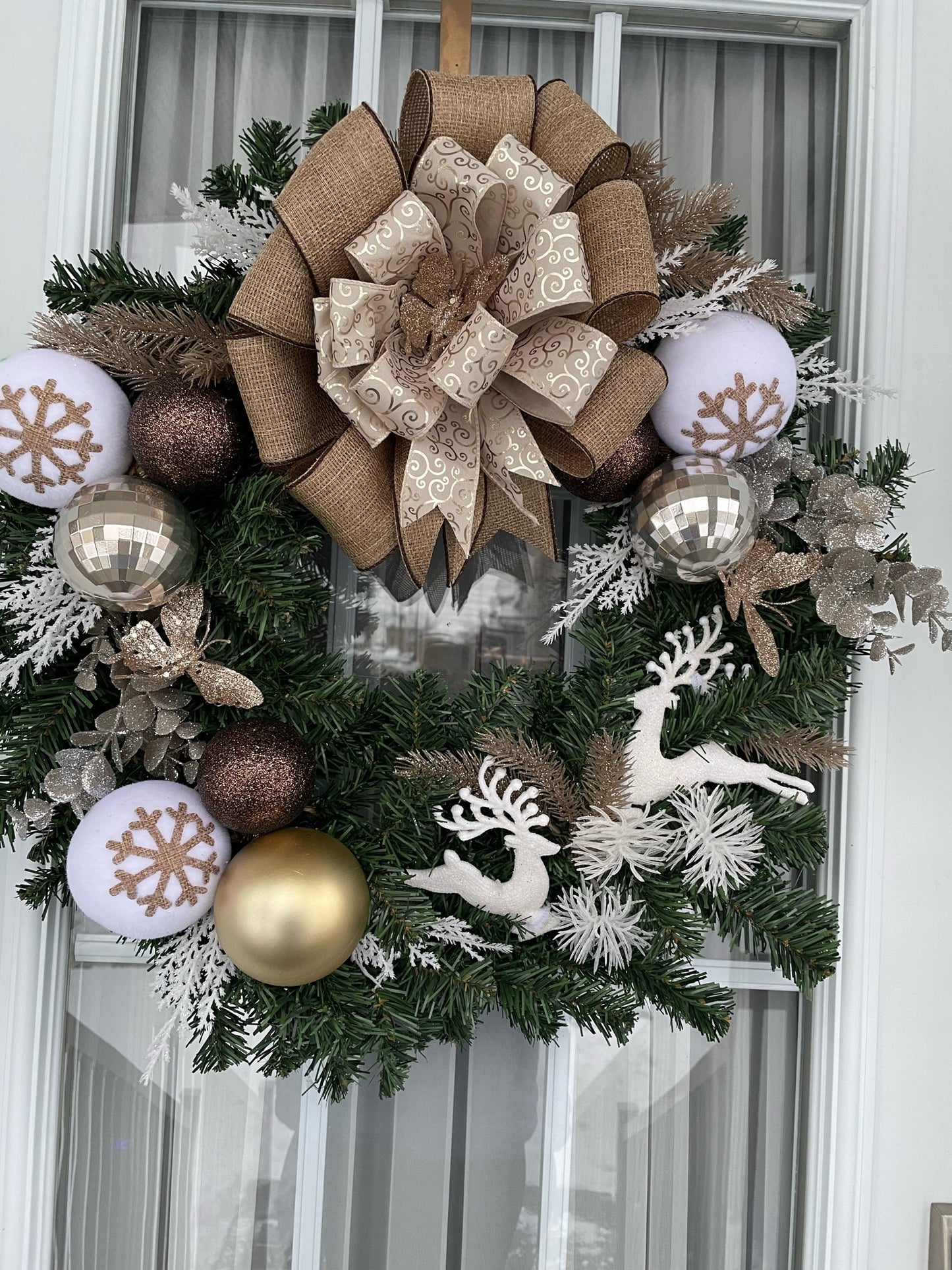 Couronne de Noël  " Les 2 cerfs dans la neige "